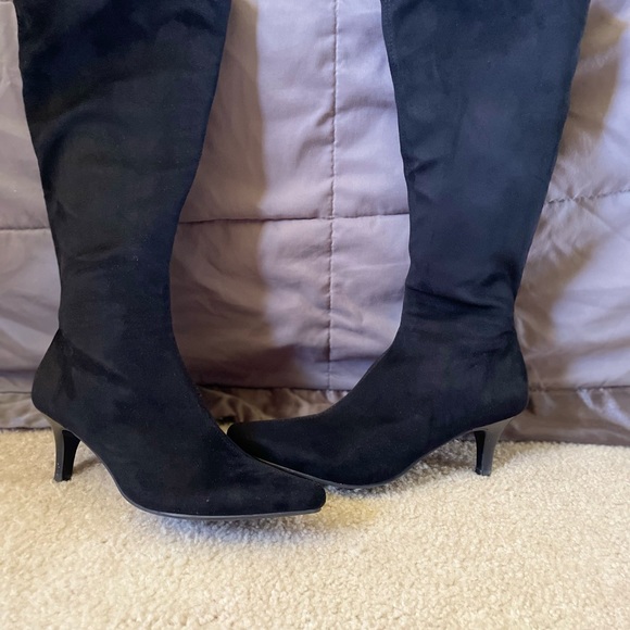 Amelia Grace Suede Boots - Picture 5 of 7